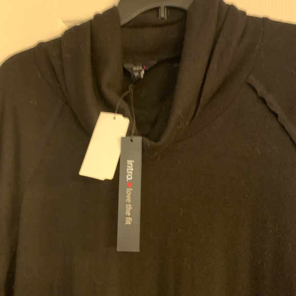 New w/tags, black cowl neck tunic sweater, size 2x - Picture 8 of 8